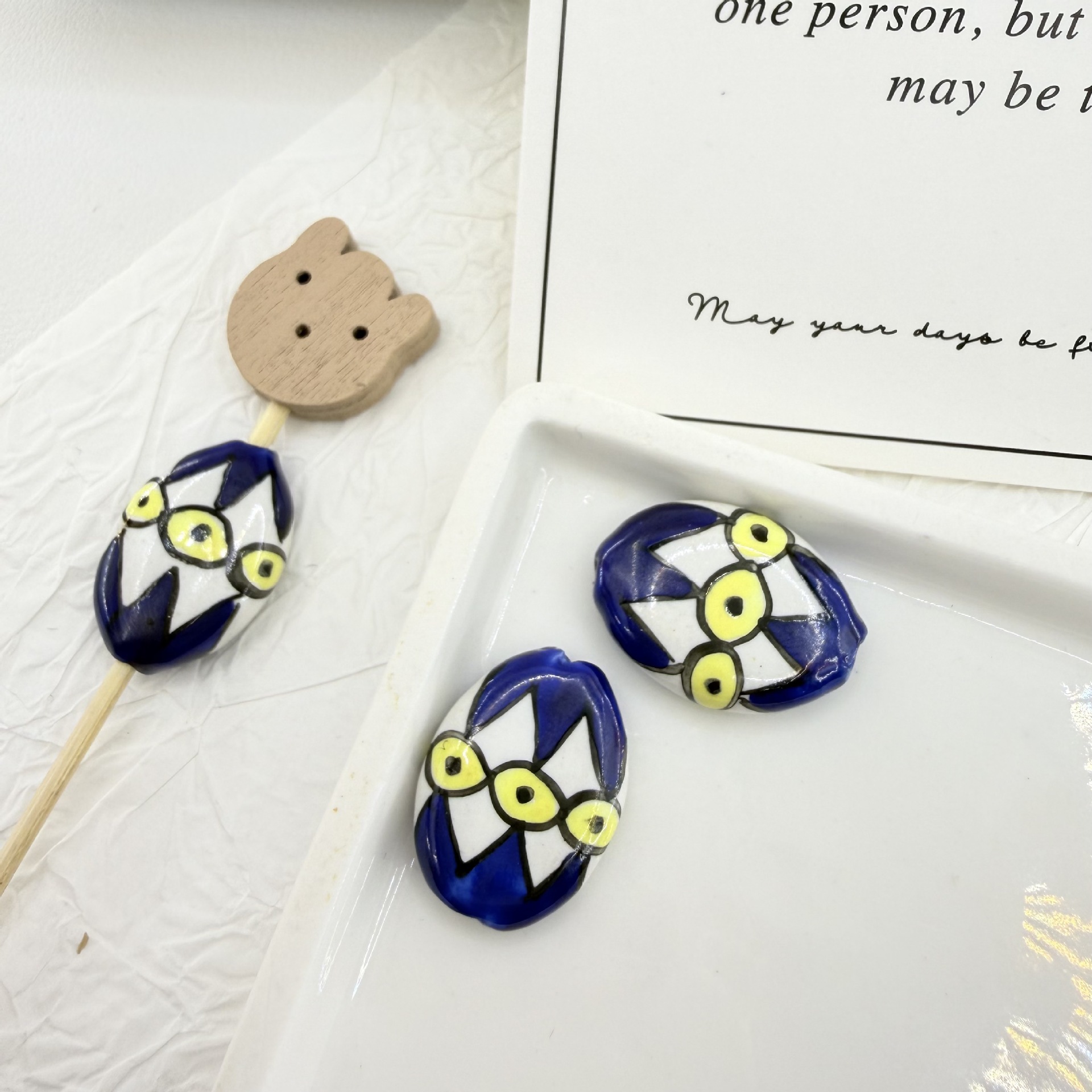 3:(flat olive shape) 2