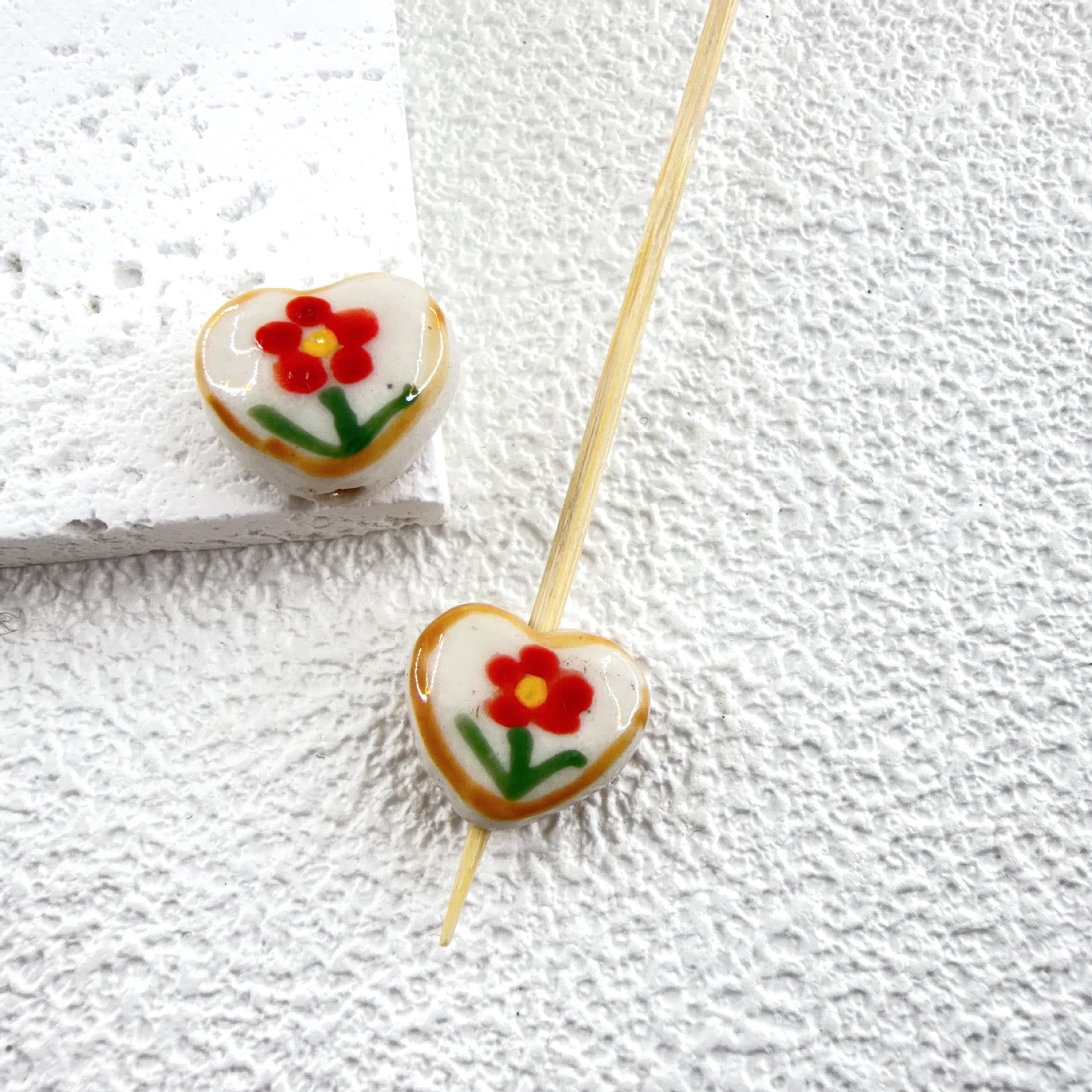 6:(love) big red flower 11.5x14mm