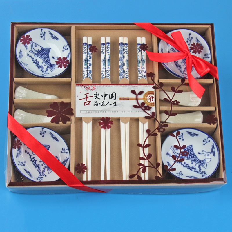 I / Gift box size: 27x33x3.5cm