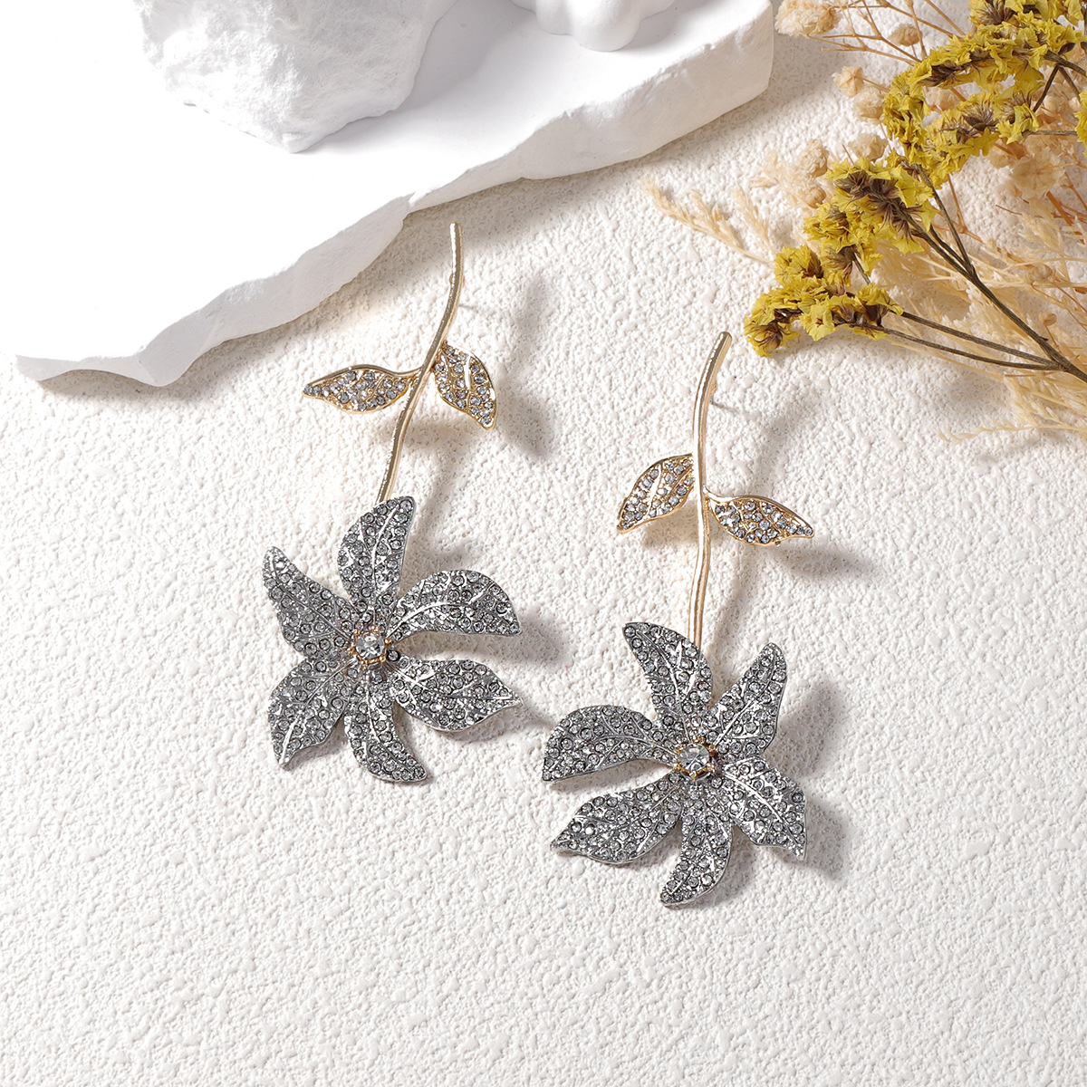 1:Silver flower earrings