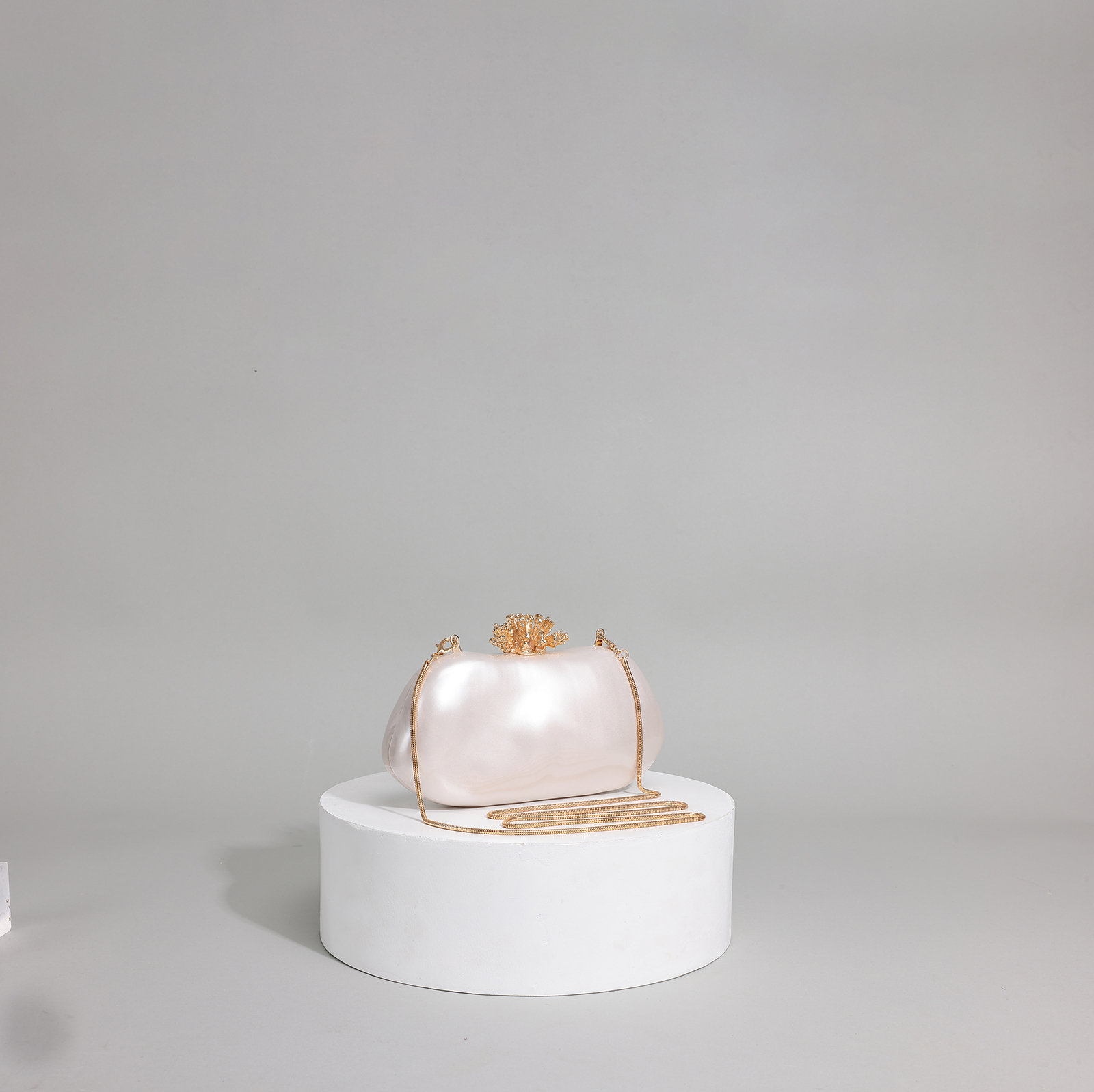 pearly lustre white