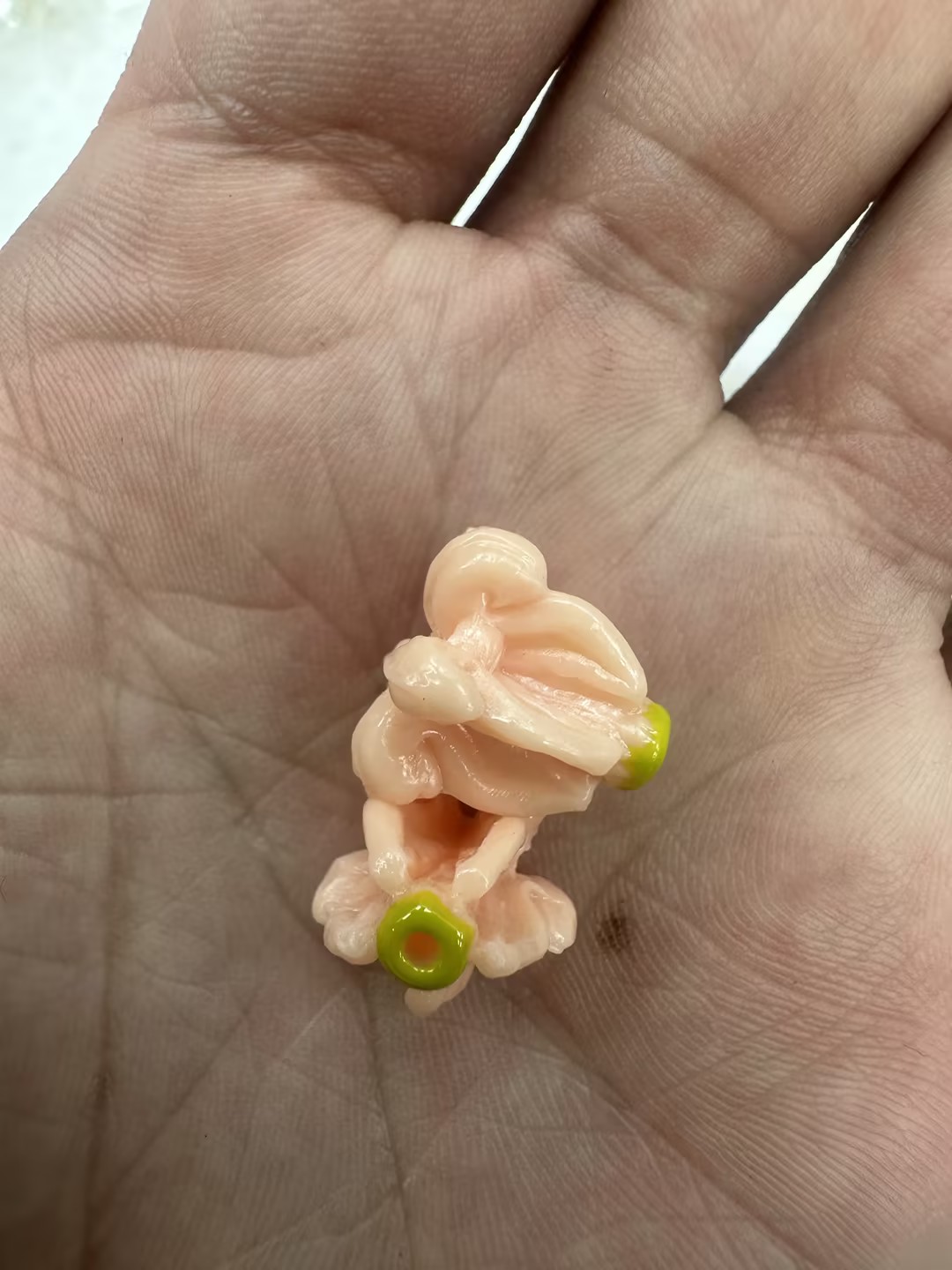 7:Flesh and green