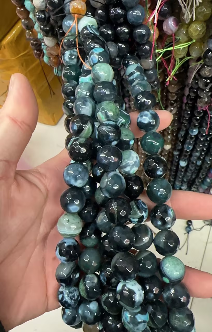15:15 agate