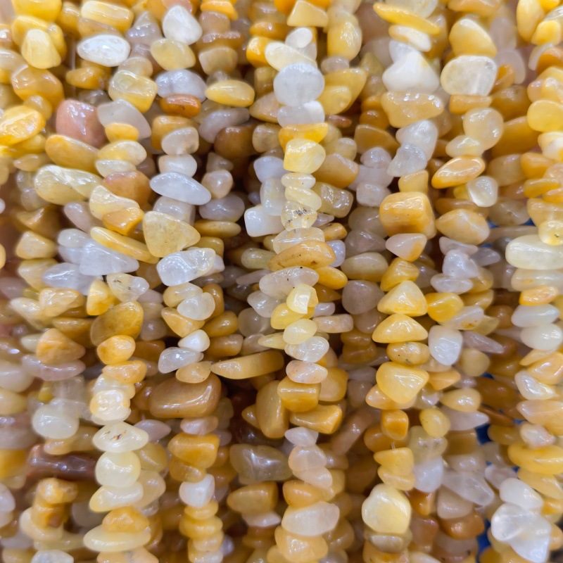 32 Natural old topaz