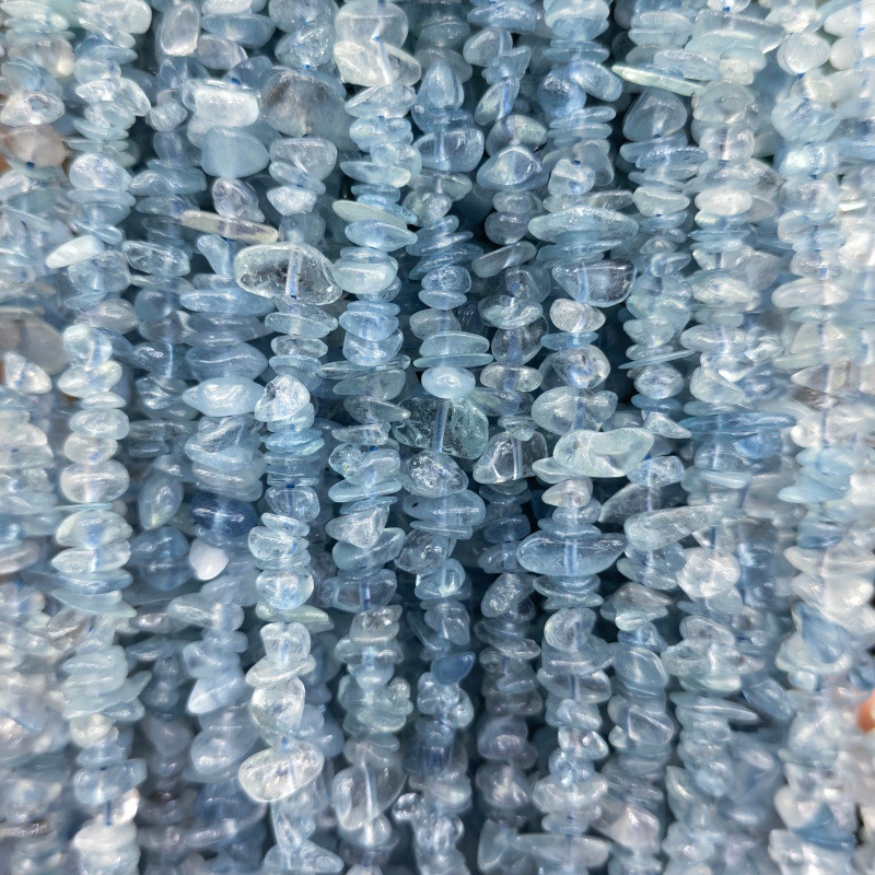 39 Natural grade a aquamarine (40cm)