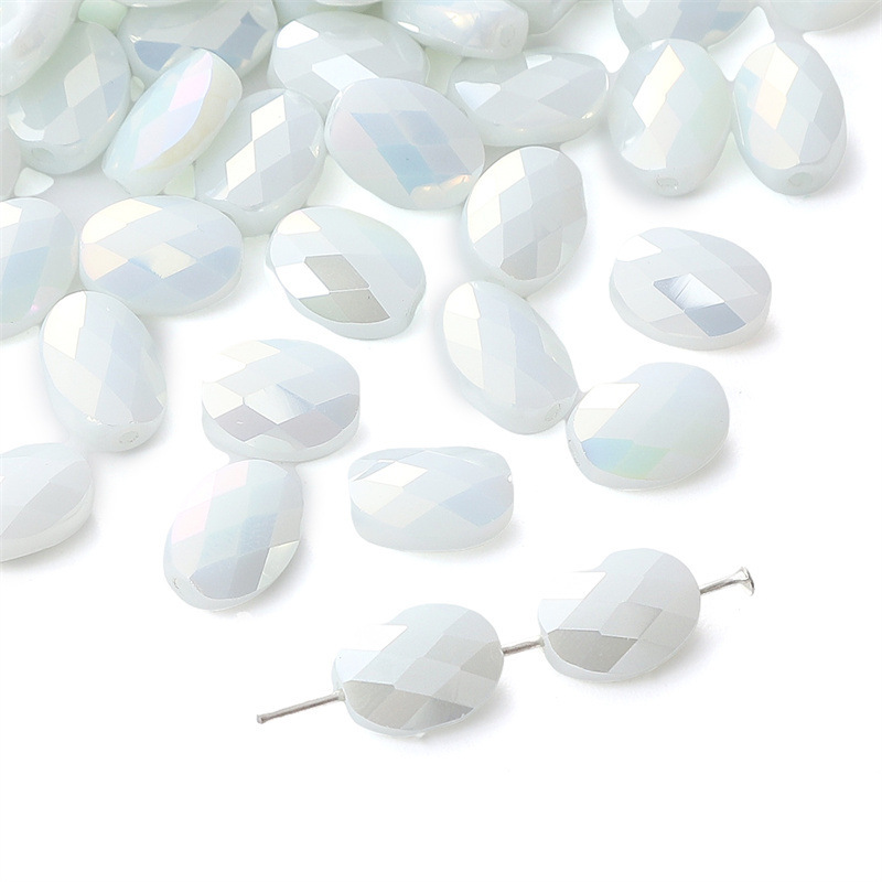 8:solid color white