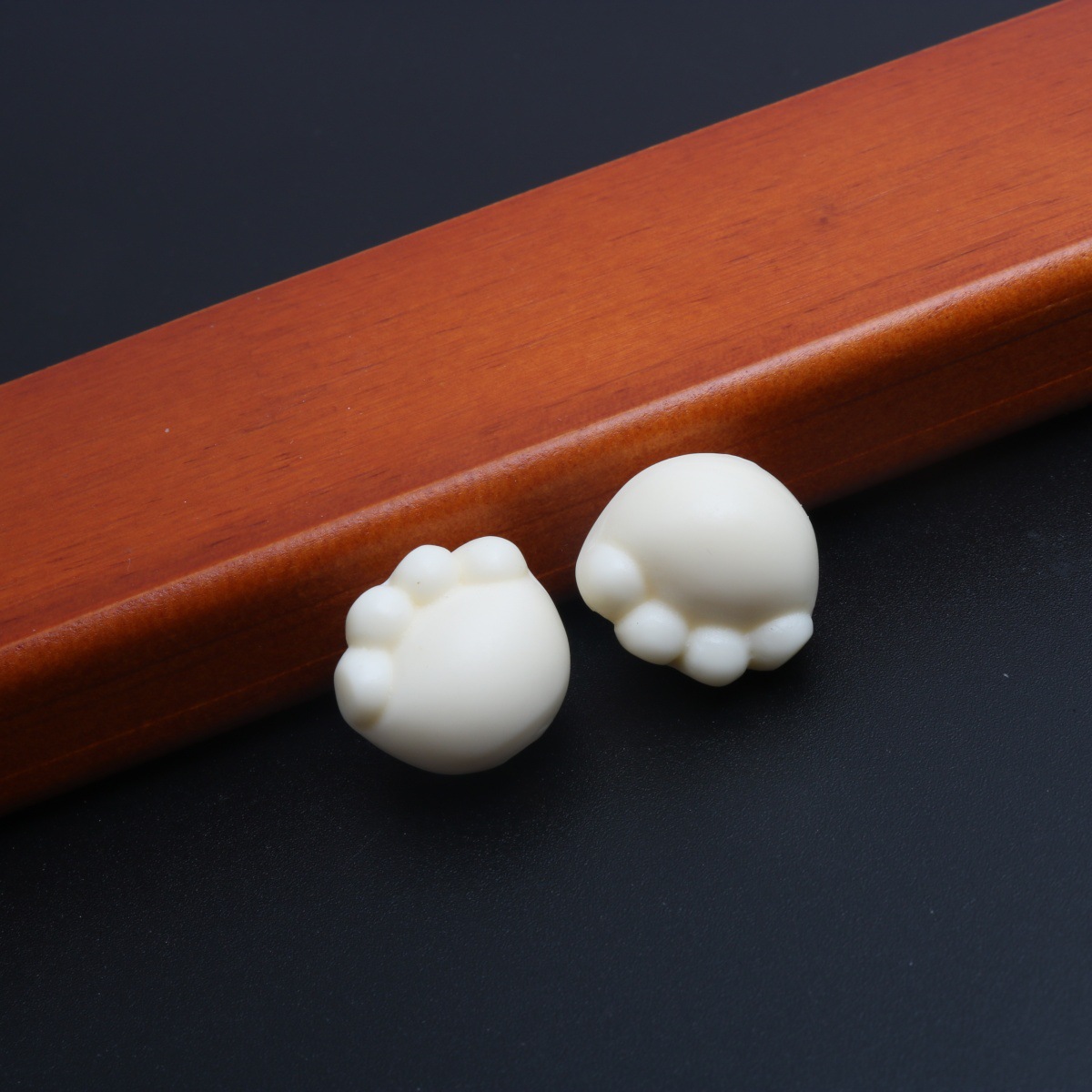 1:Cat Paw (Smooth)