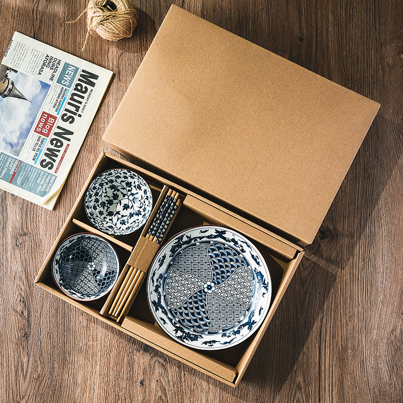 Two bowls, two chopsticks and one plate of gift box (A2)