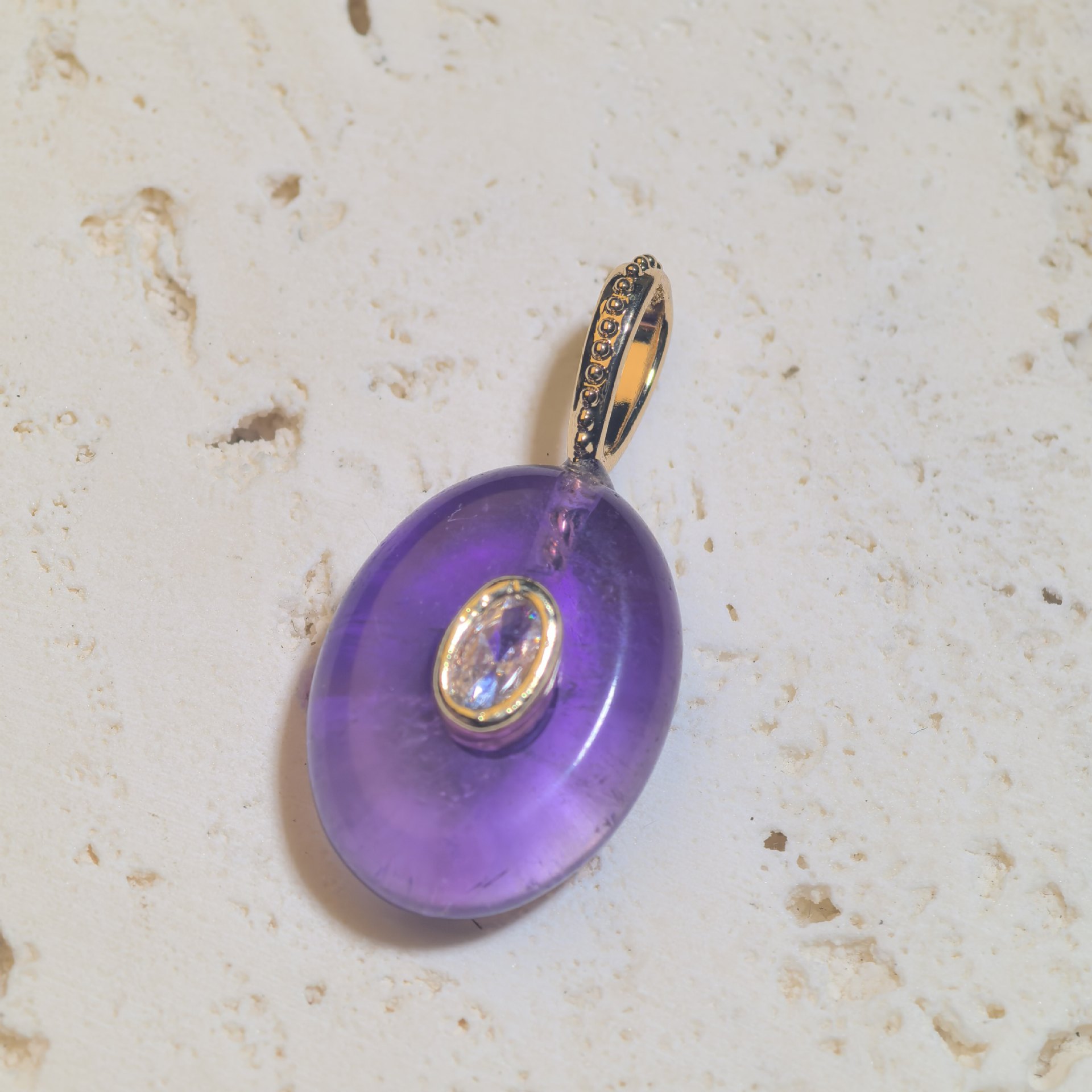 3:Oval amethyst