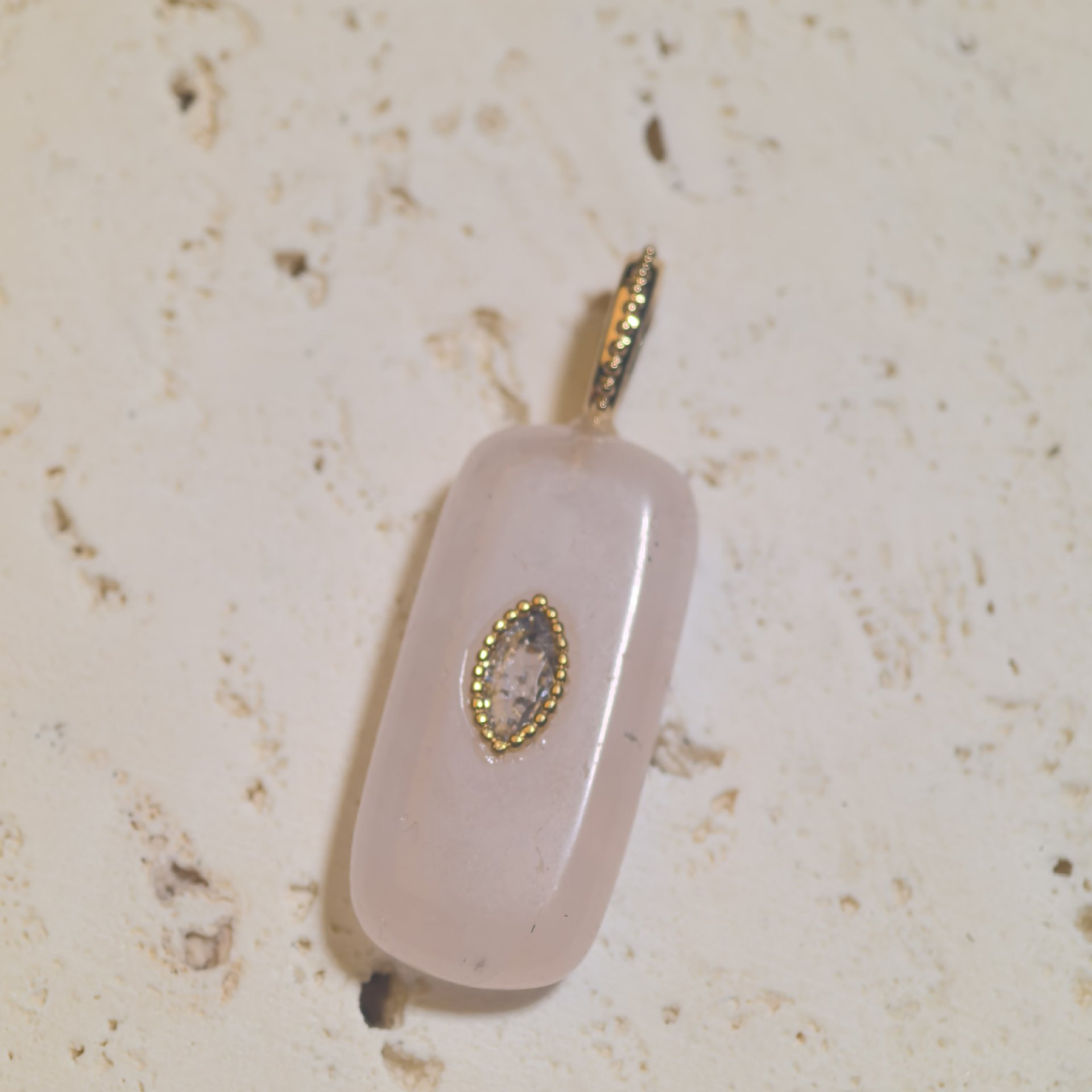 4:Long pink Quartz