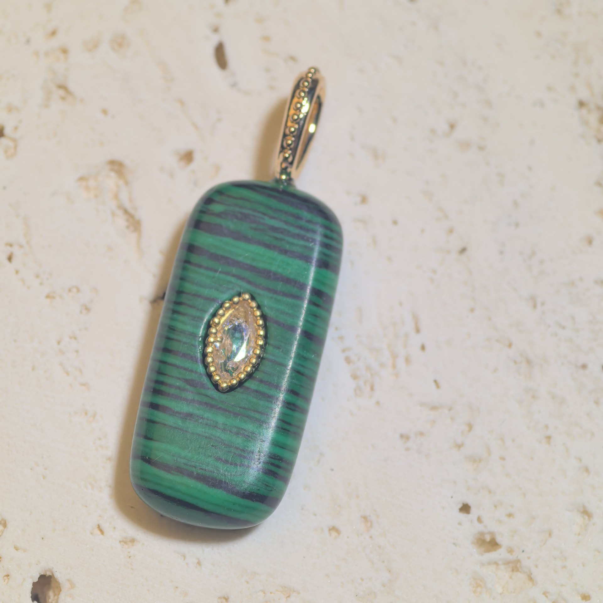 5:Long malachite