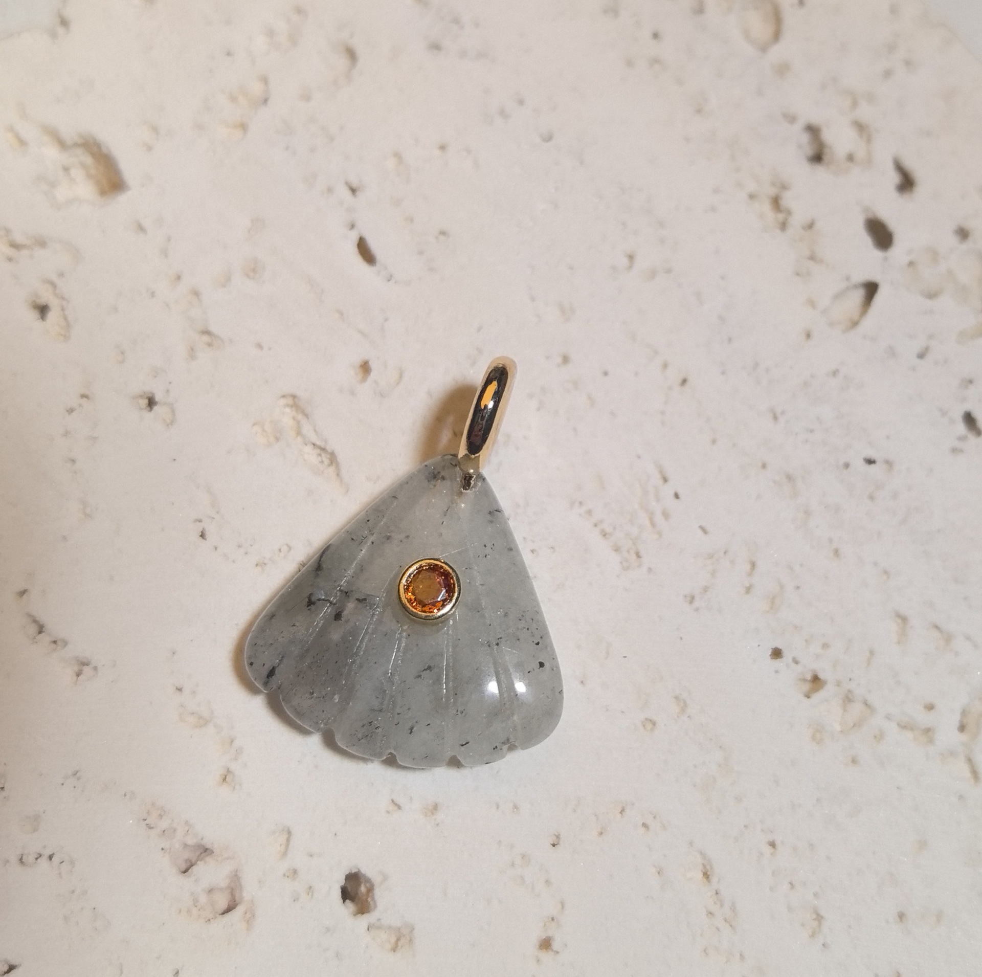 11:labradorite