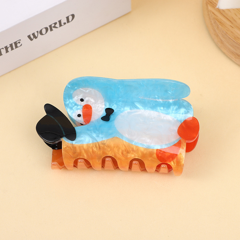 1:Light blue penguin