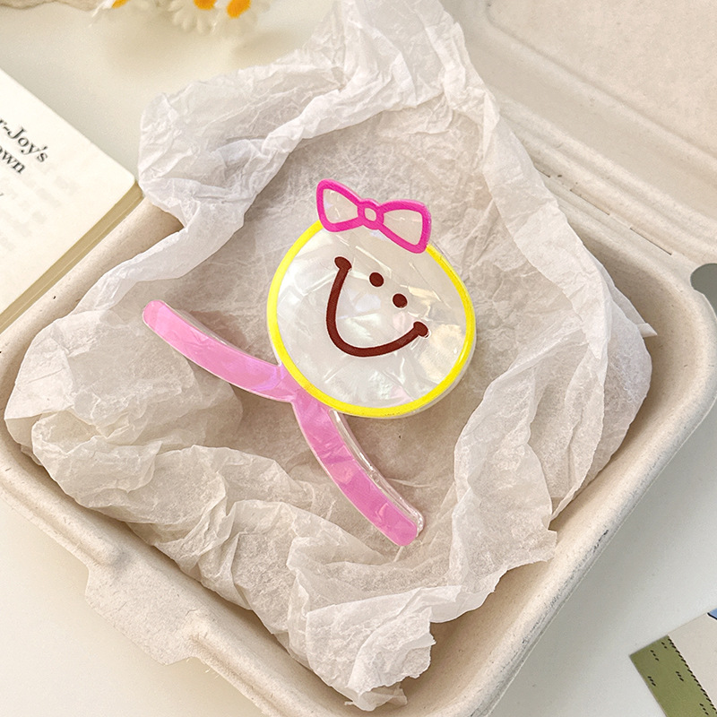 1:Cute smiley face