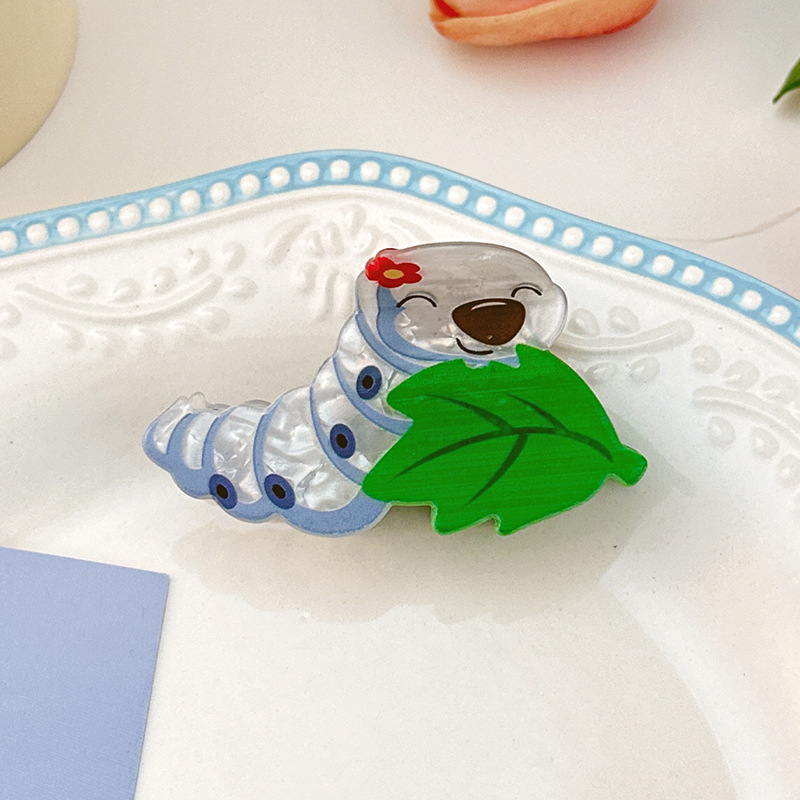 2:White silkworm baby