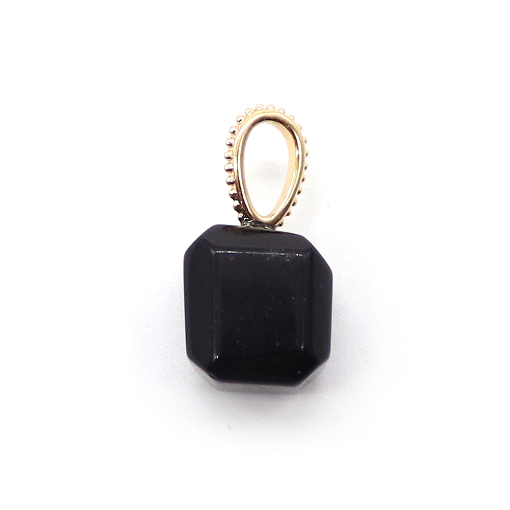10 Black Agate