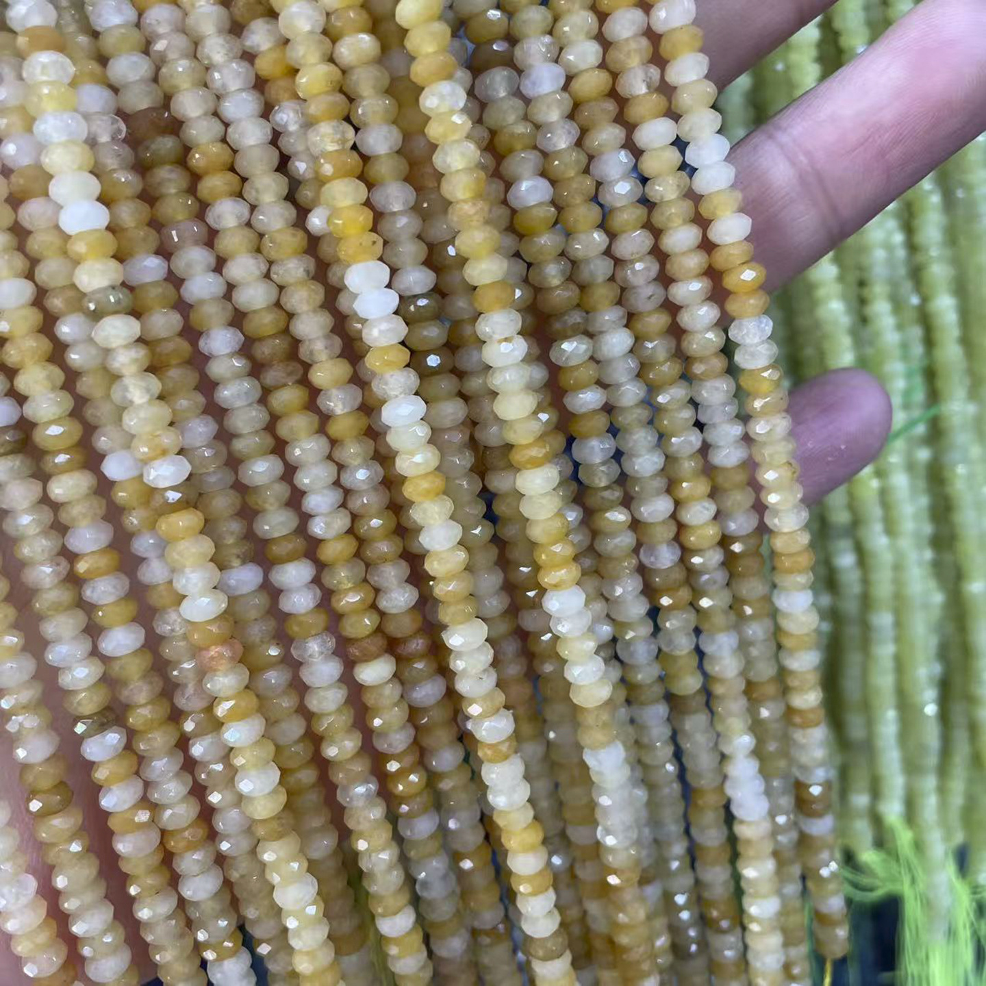 17 Jade Yellow