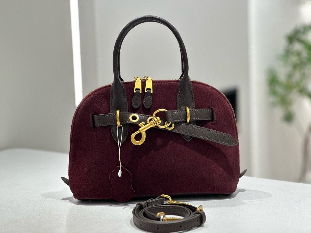 Anchor red