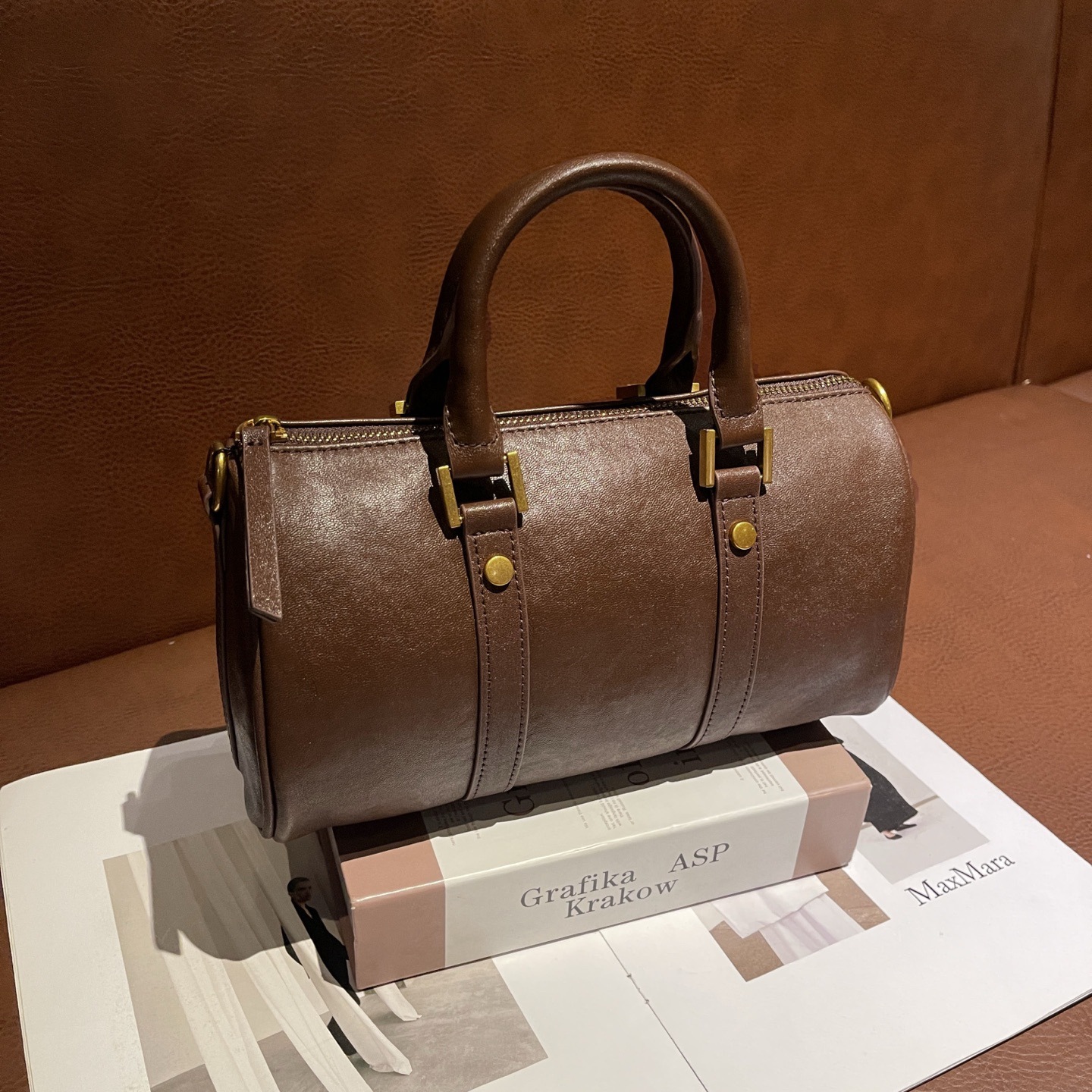 Baroque brown