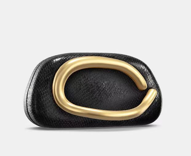snake pattern black