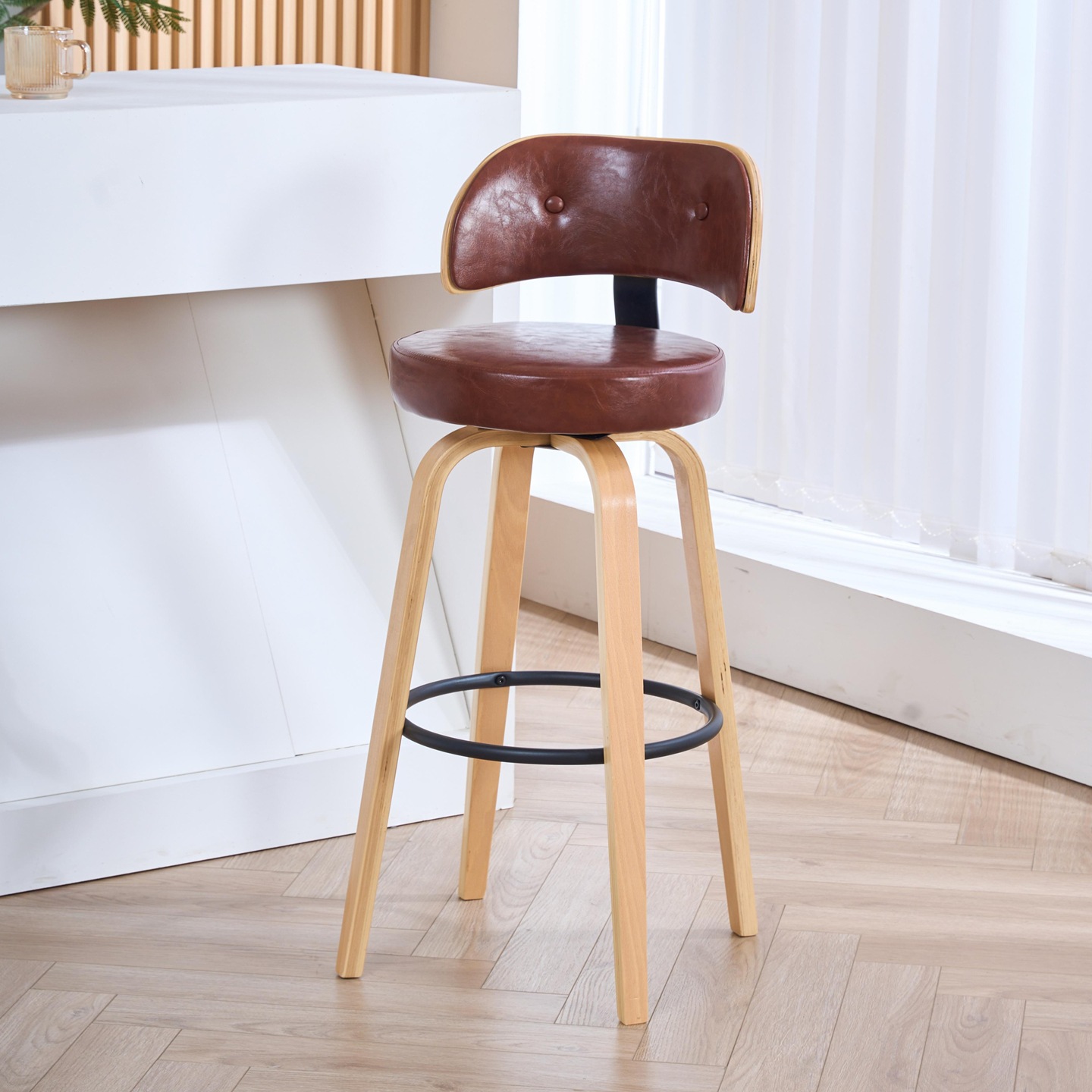 9 Natural wood frame, brown leather
