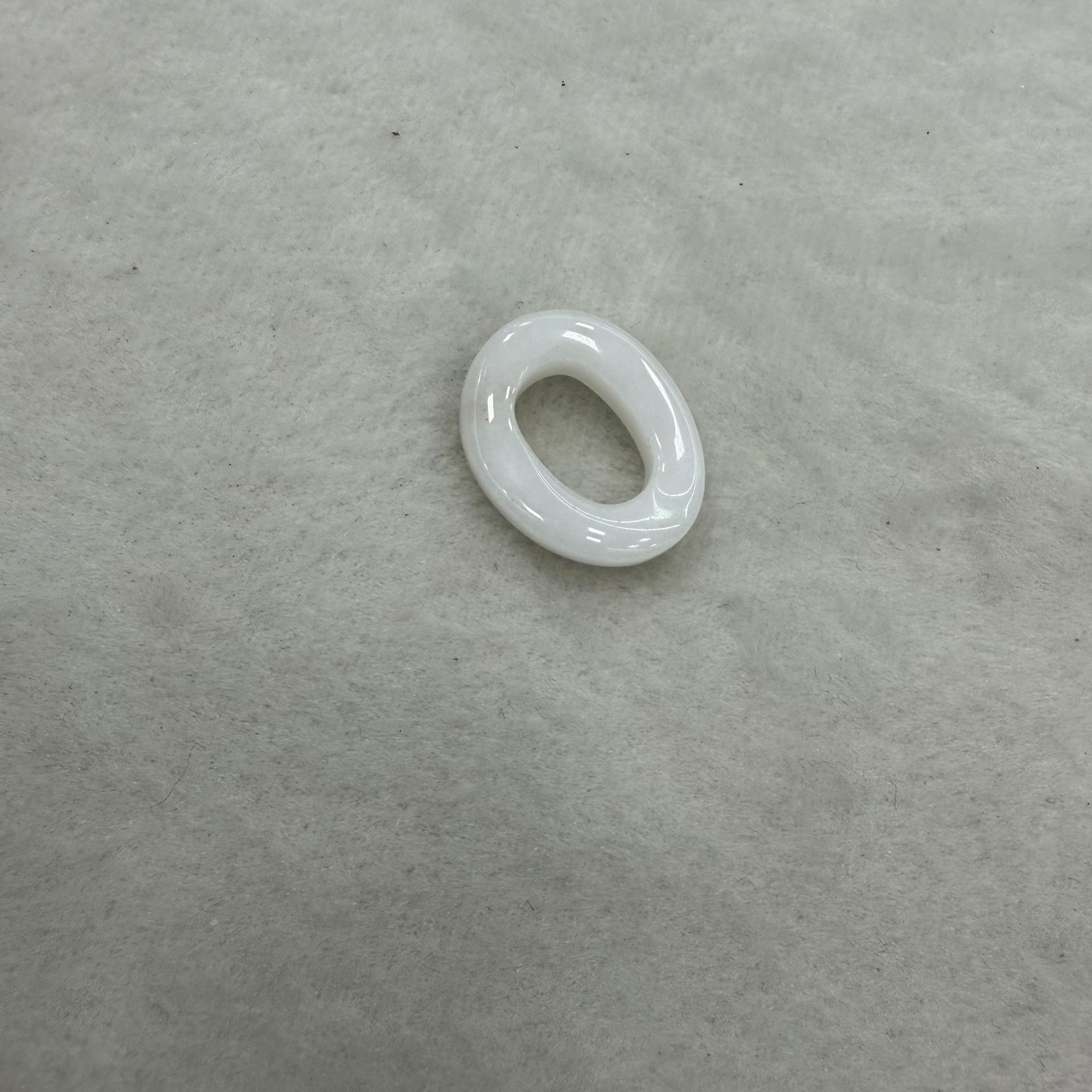 16:White jade