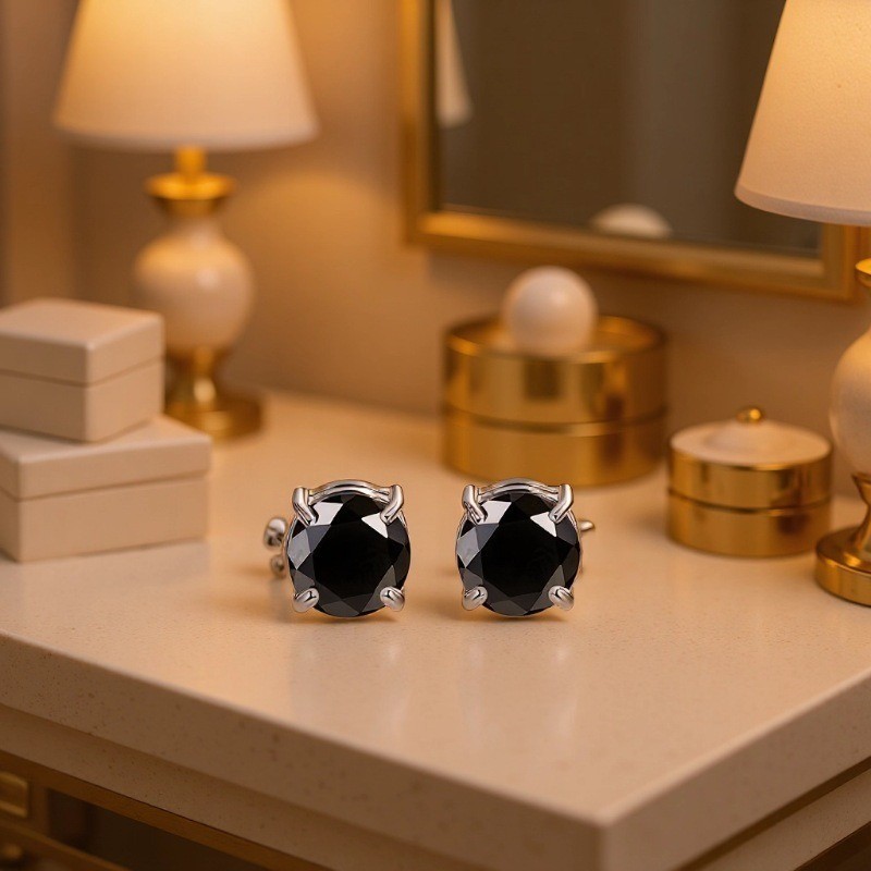 3:Silver with round black zirconium 1 pair