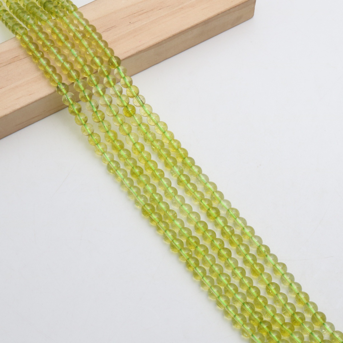 Yellow green 6mm/63pcs