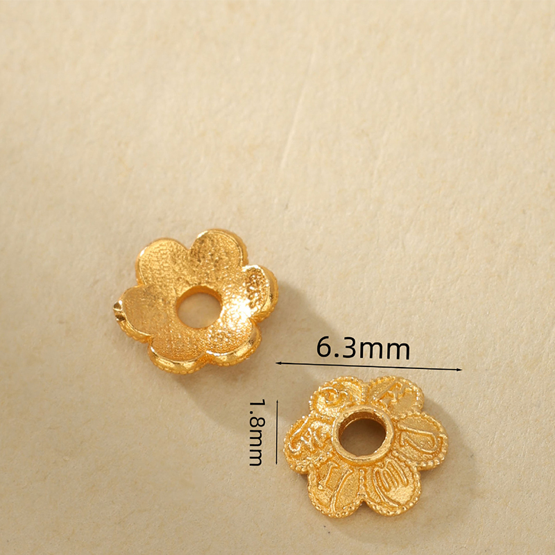 8:H bead cap