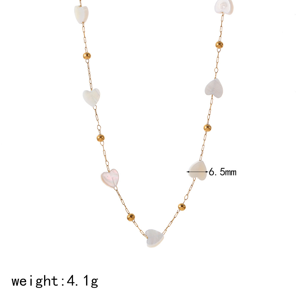 A necklace 40cm,5cm