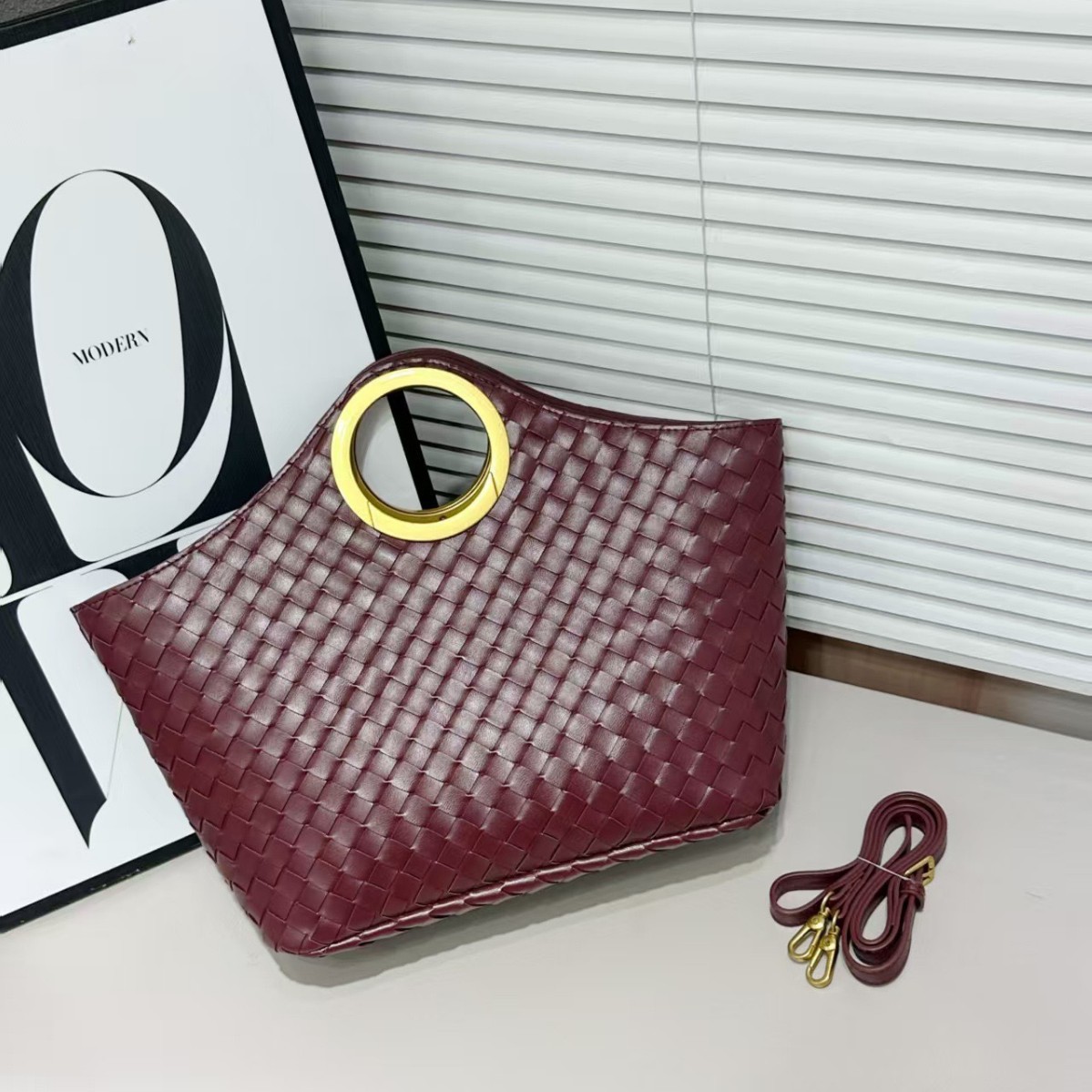 Wine red