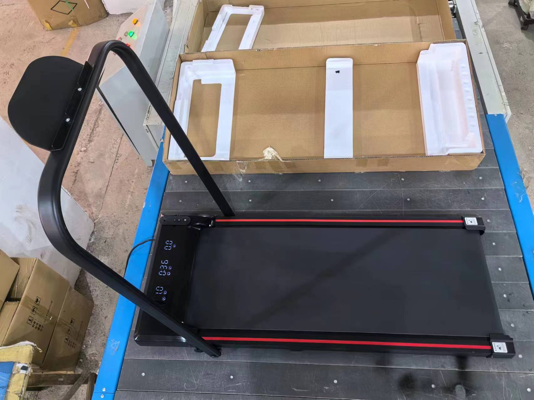 C- 04 armrest