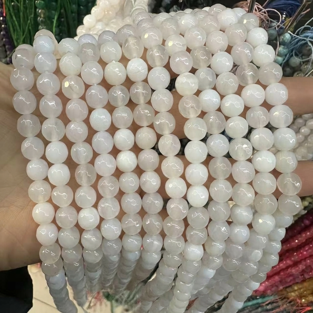 white agate 4mm