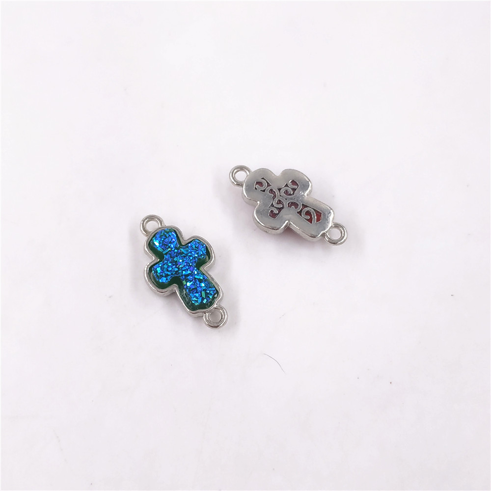 12:Cross (19*10*4mm) light blue