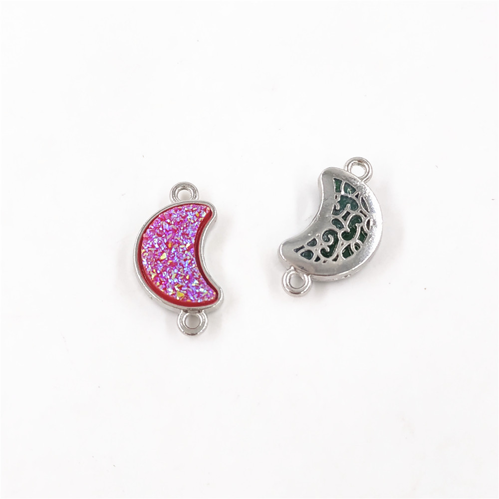28:Moon (20*11*4mm) Red