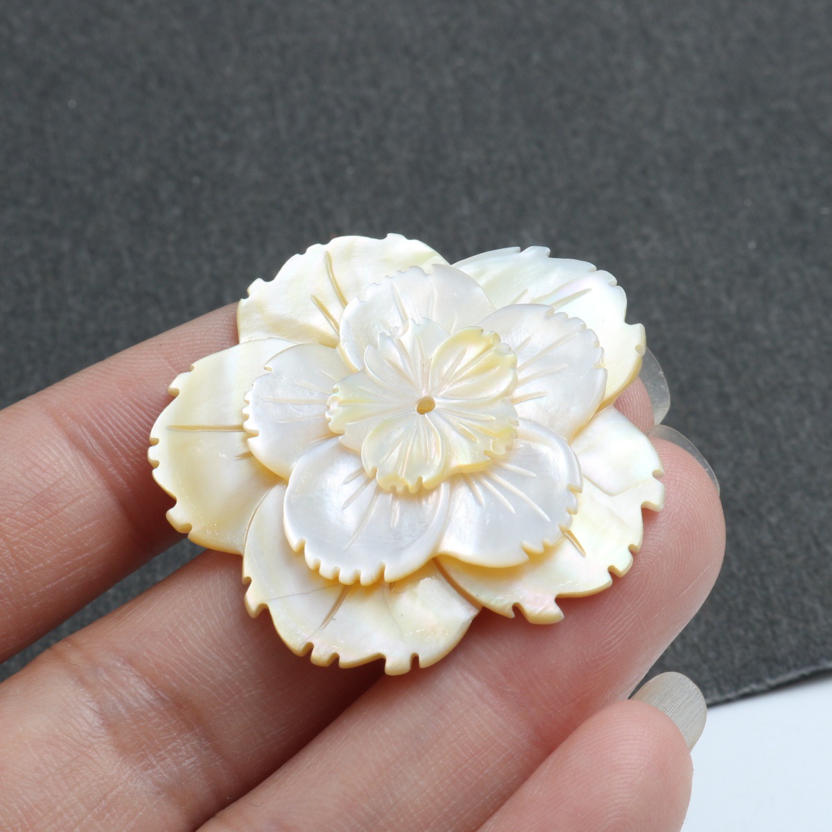 Milky white 14.4mm