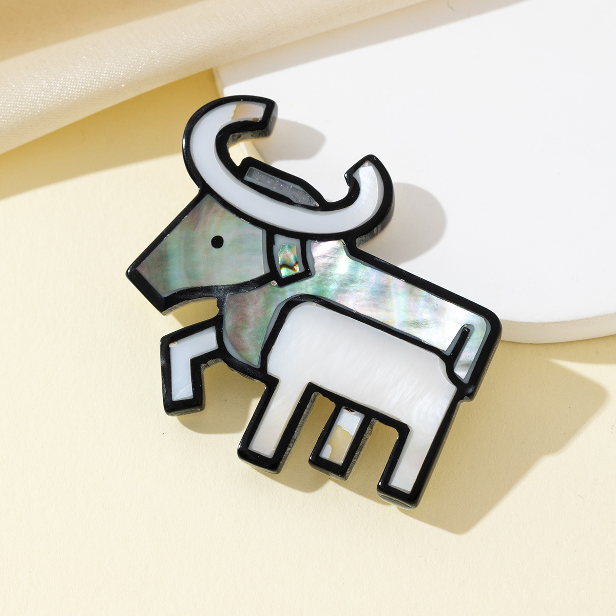 2:C10562-2 cow