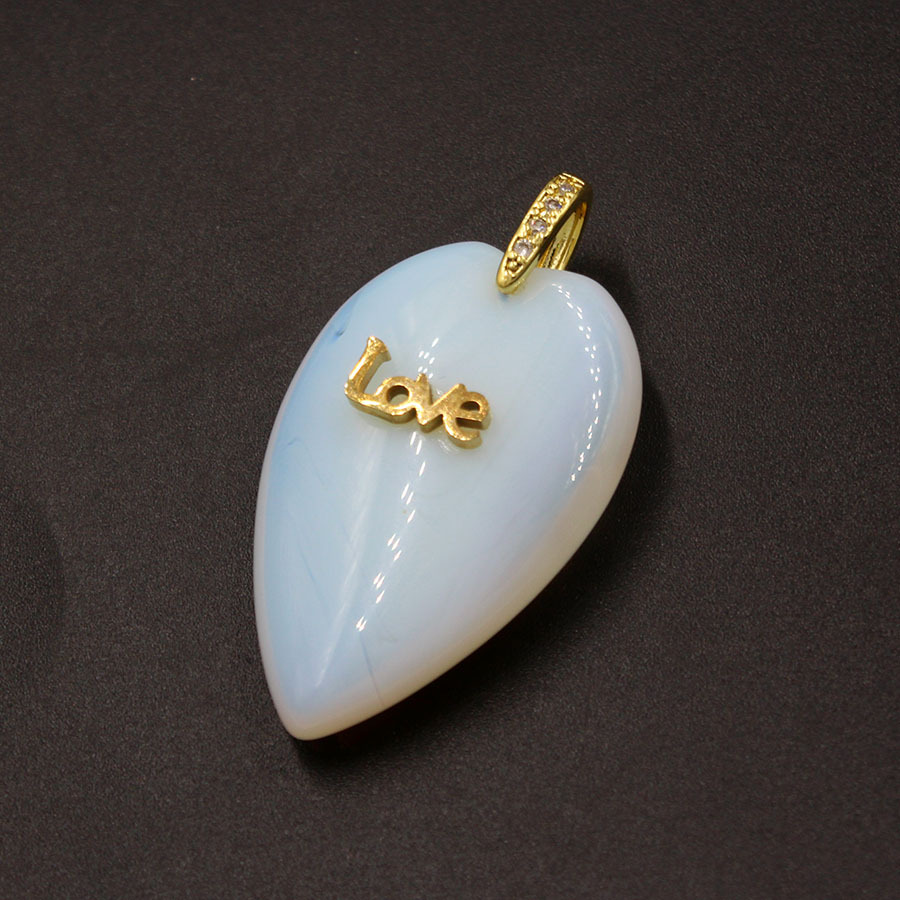 7 synthetic sea opal