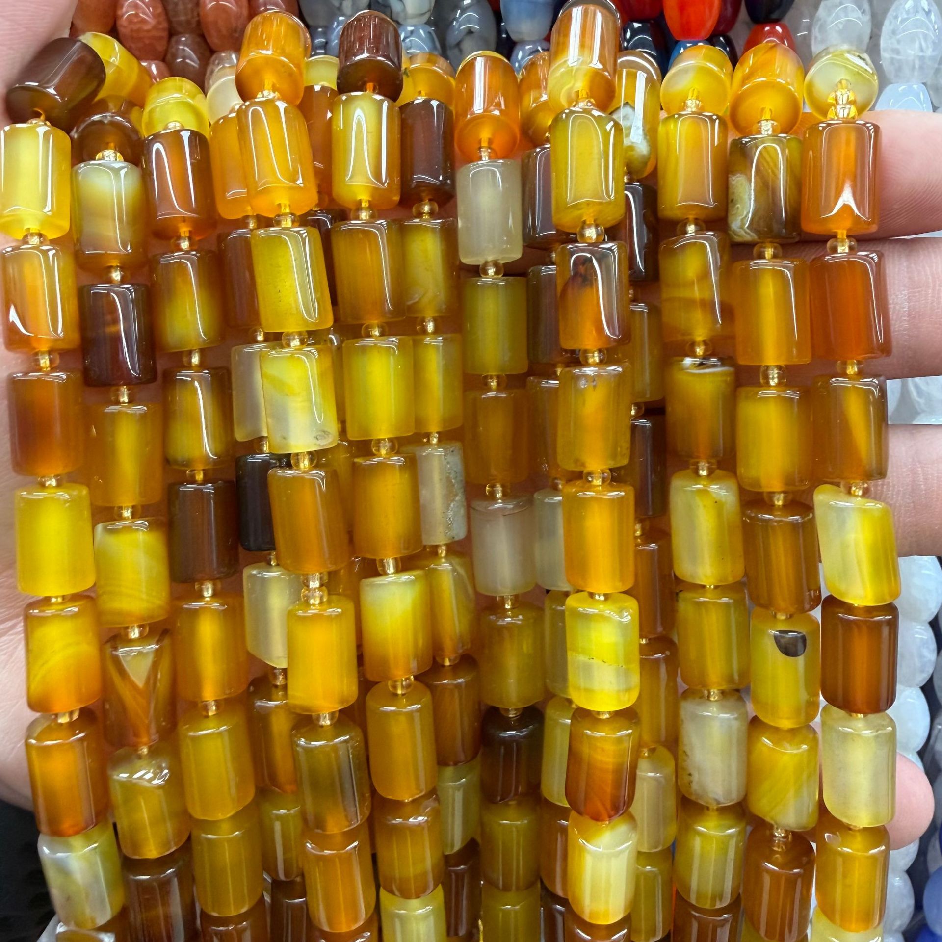 8 Amber agate