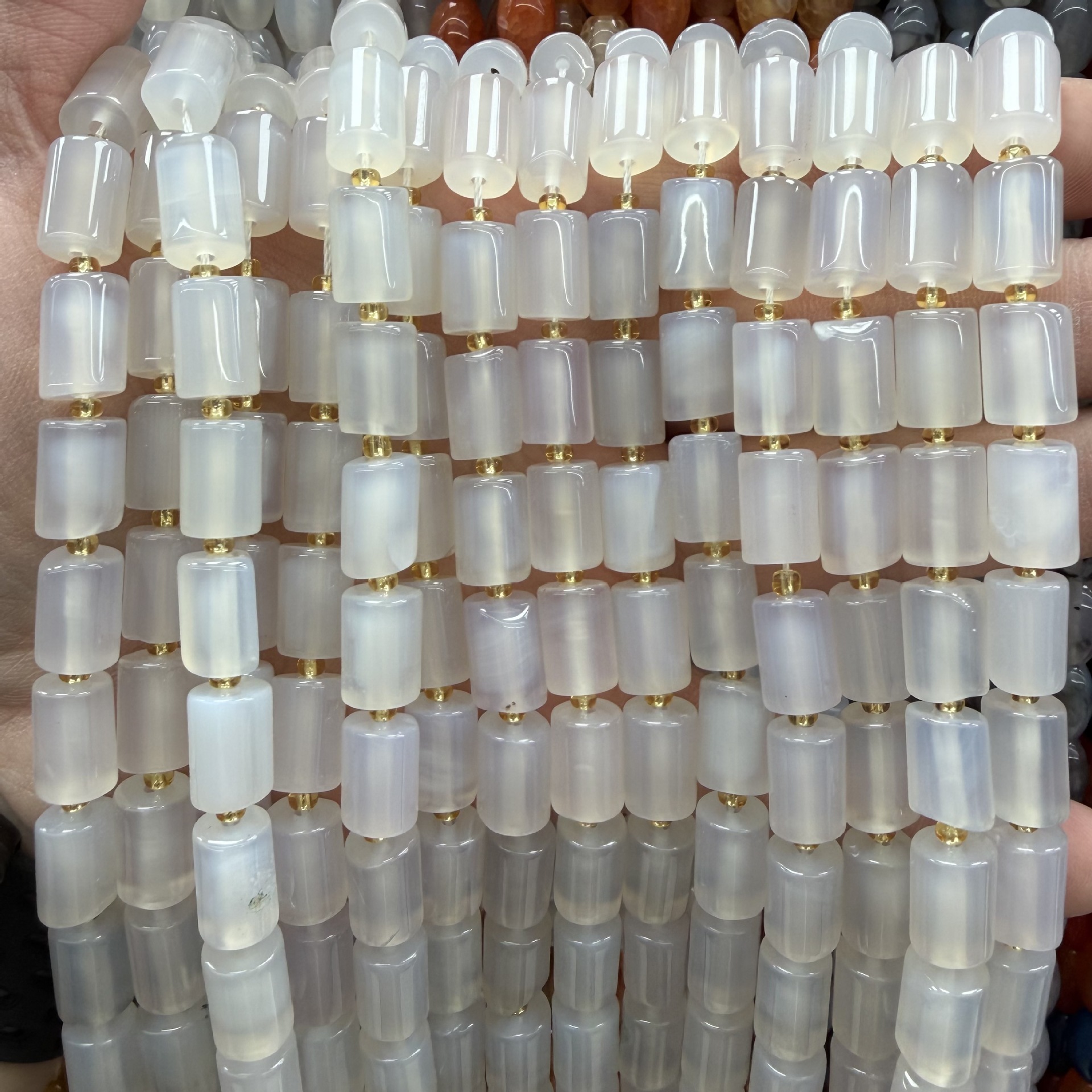 9 White agate