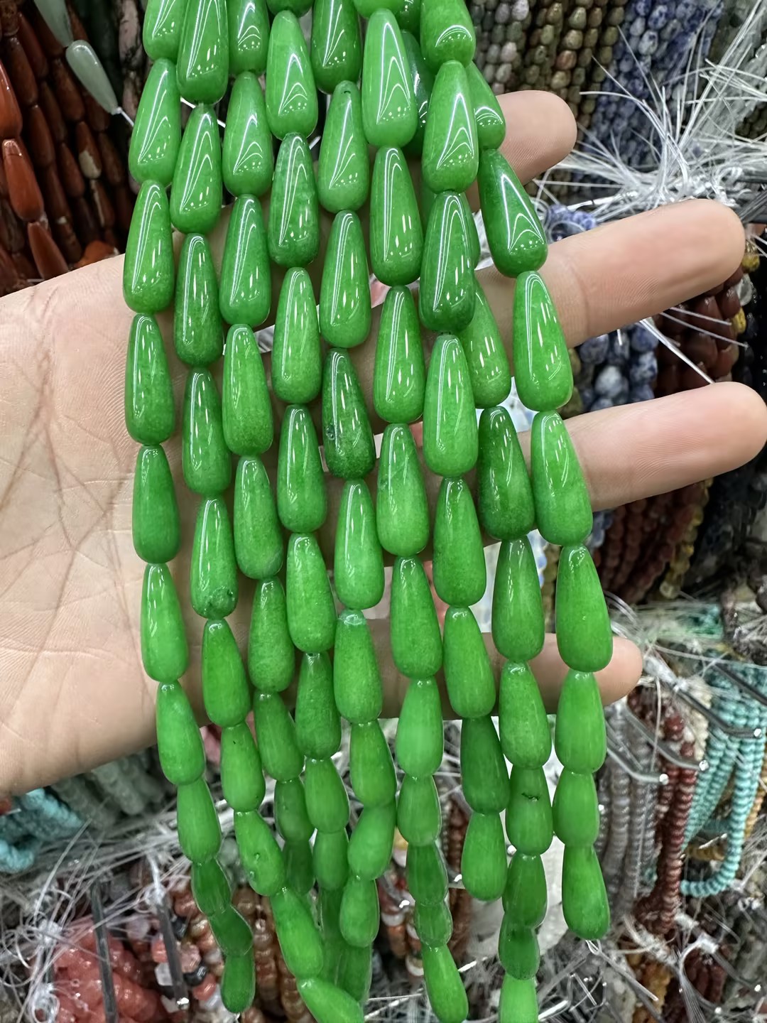 8:green