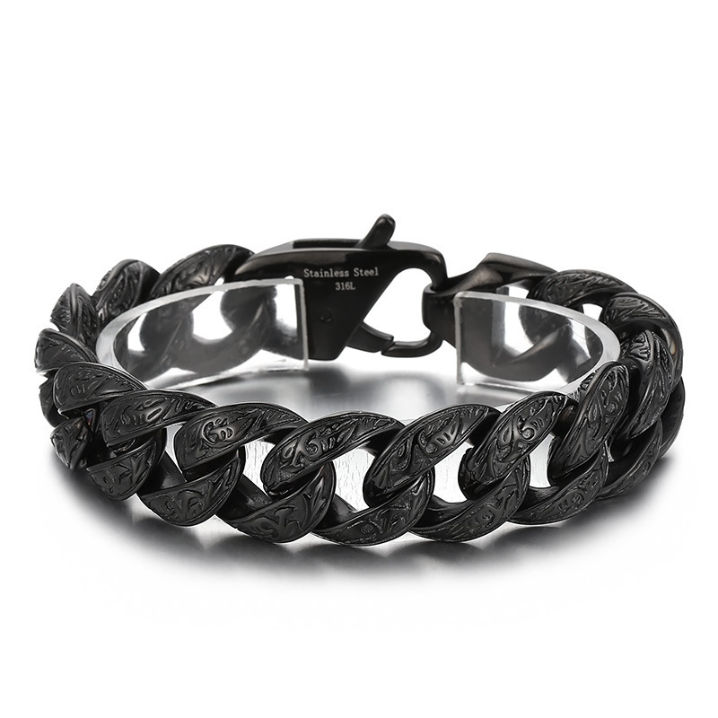 A  21cm black