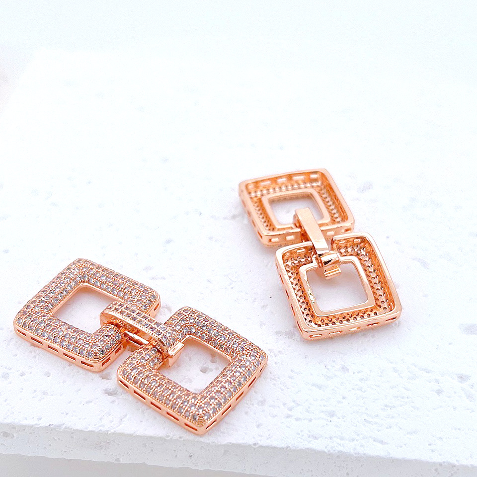 3:Rose gold