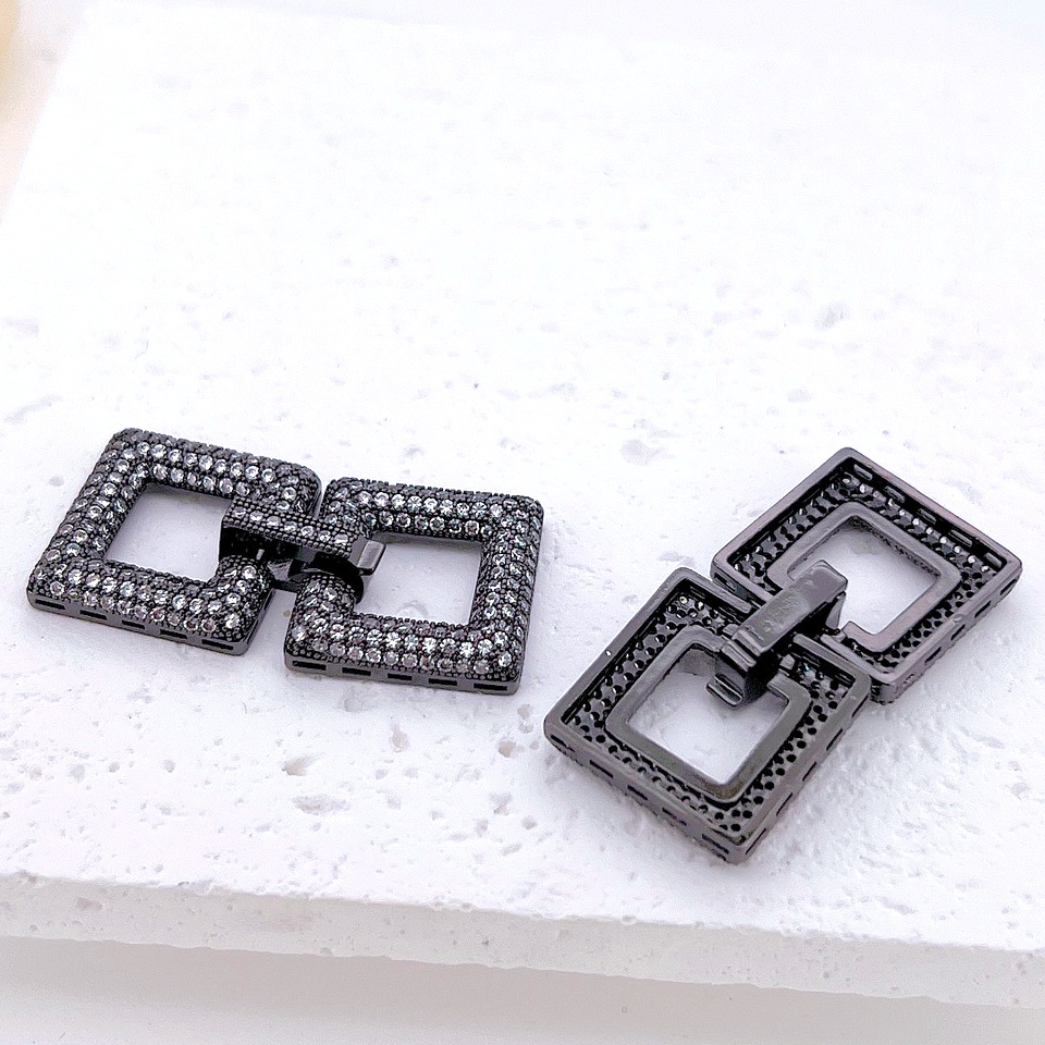 4:Black-white zirconium