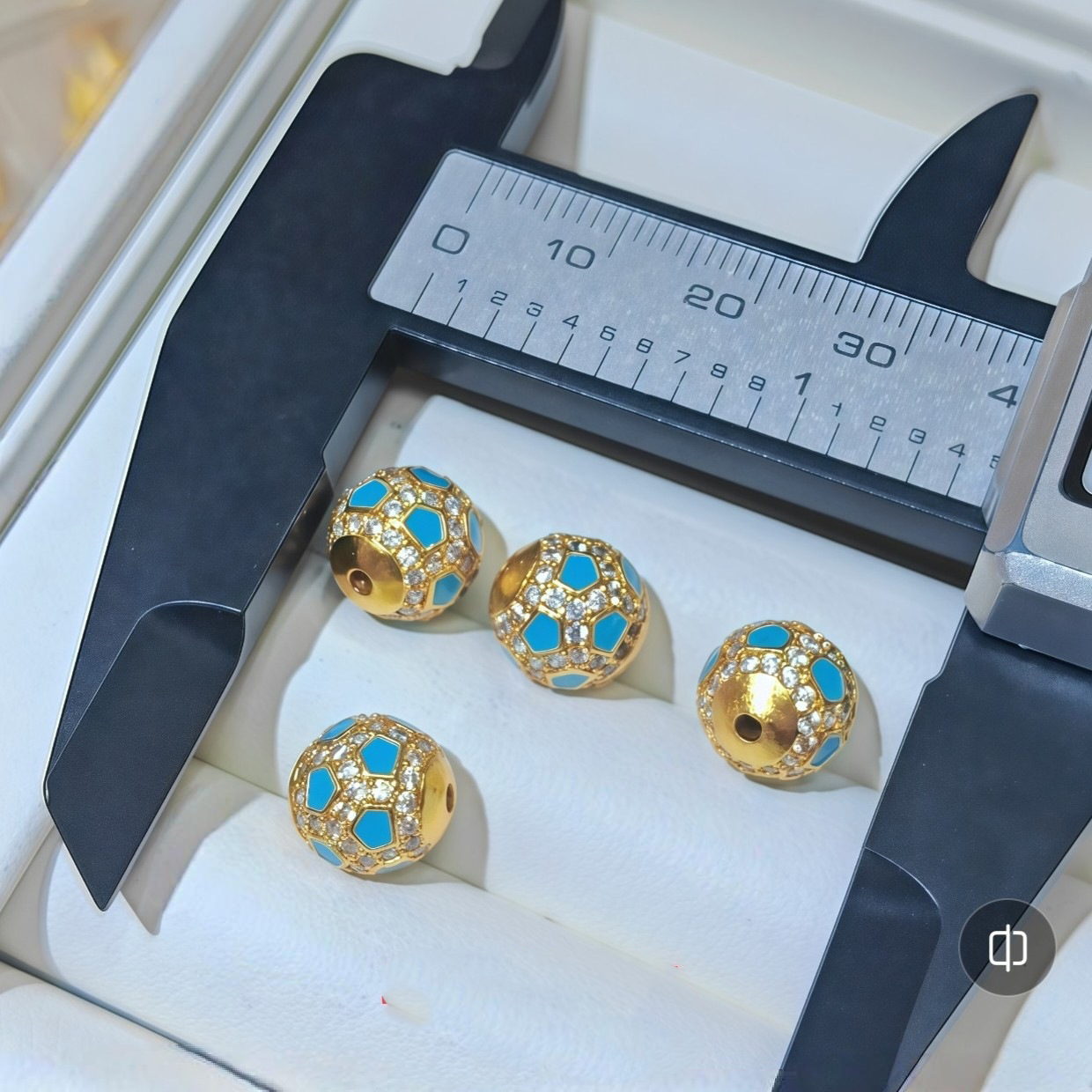 8:#03 sky blue [10mm]