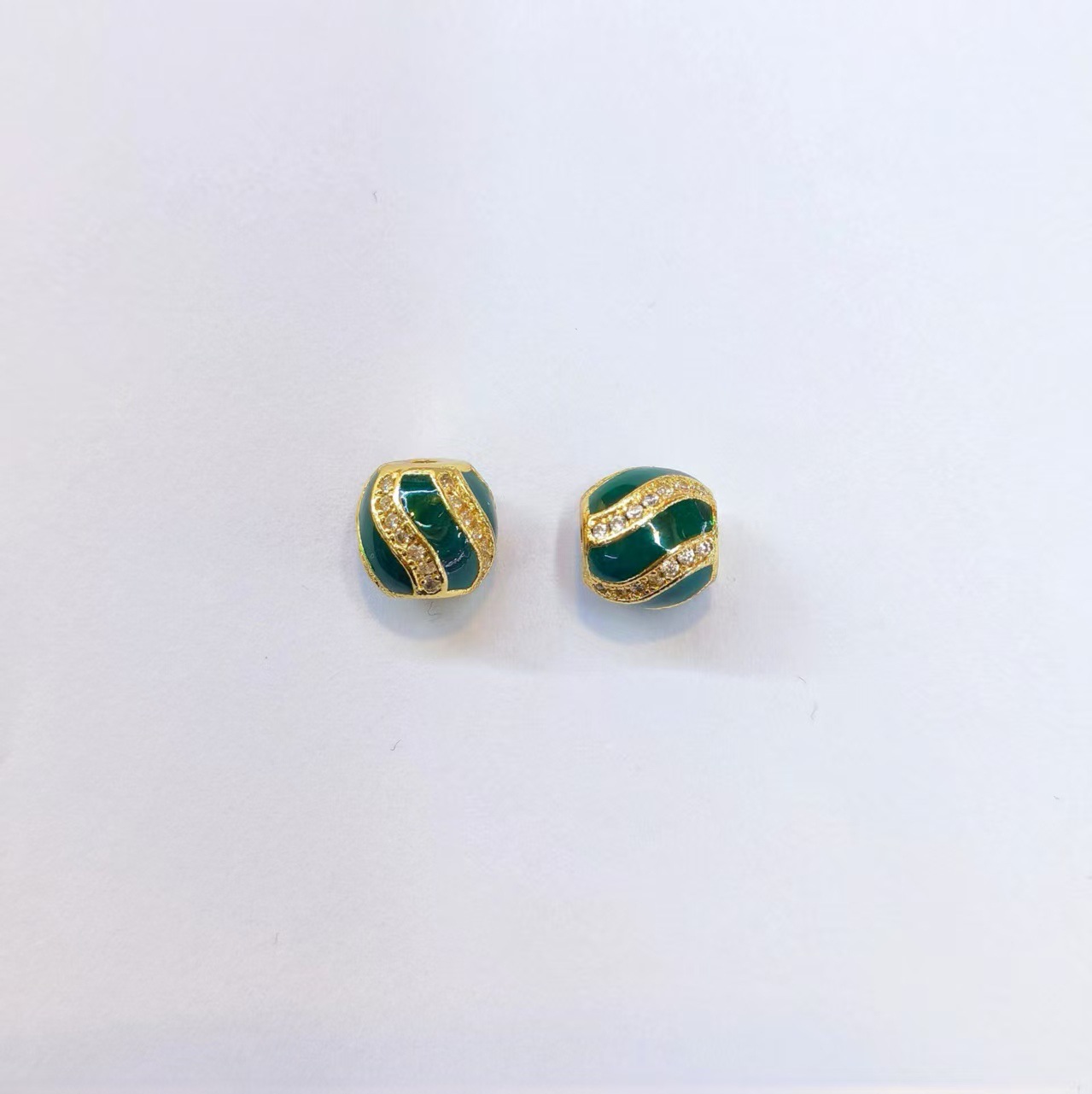 2:# 01 green [8.5mm]