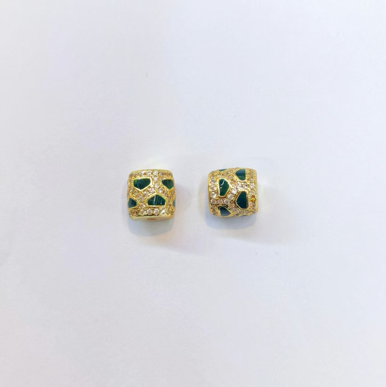 4:# 02 green [9mm]