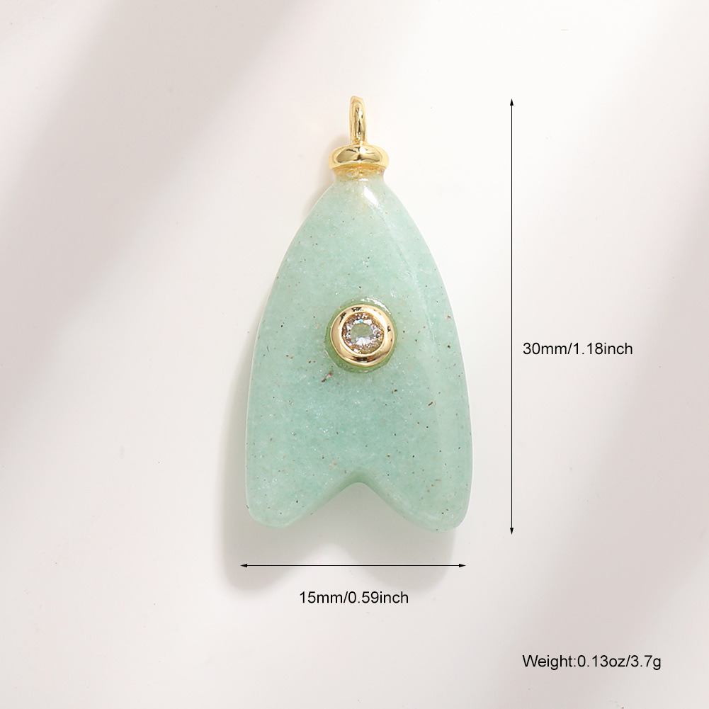 19:A1656 fish tail green aventurine