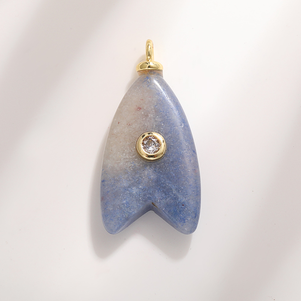 26:A1663 fish tail blue aventurine