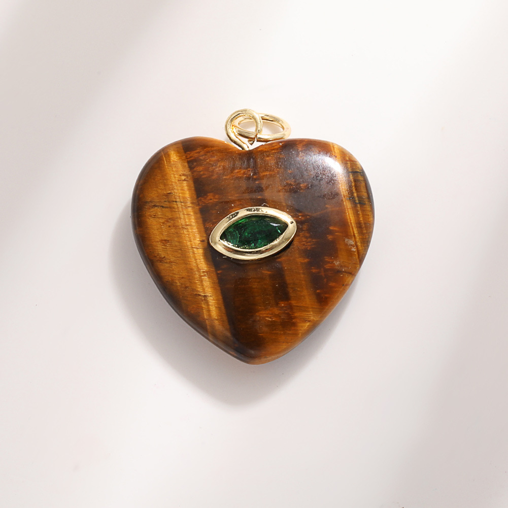 6:A1643 heart shaped tiger stone